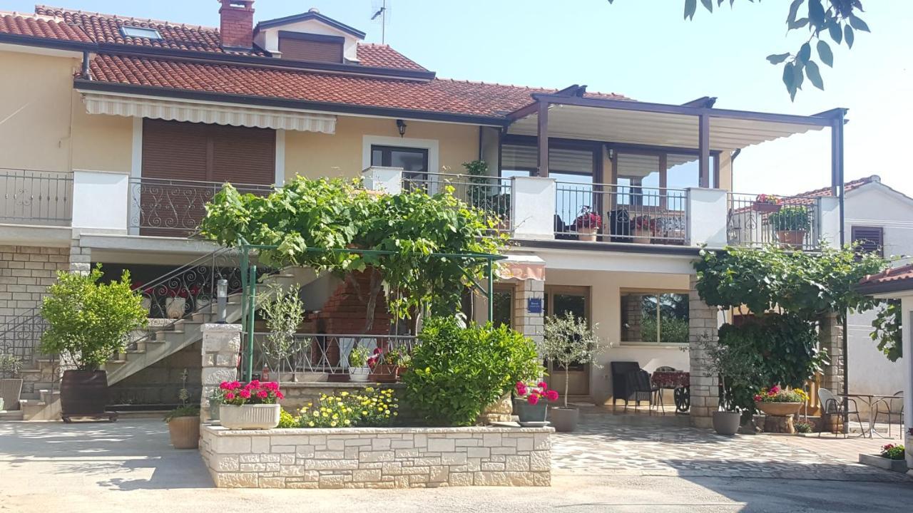 Haus Roko Apartment Rovinj Exterior photo