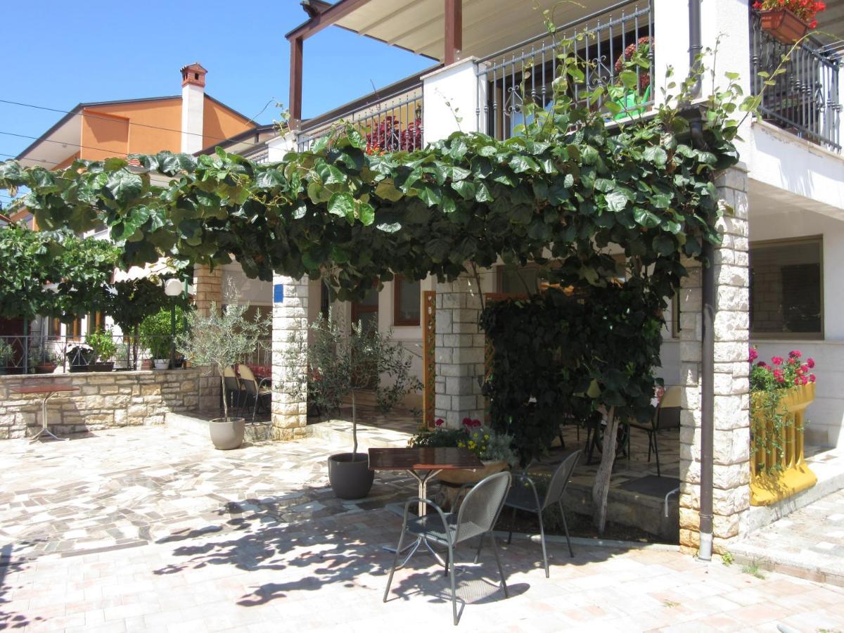 Haus Roko Apartment Rovinj Exterior photo