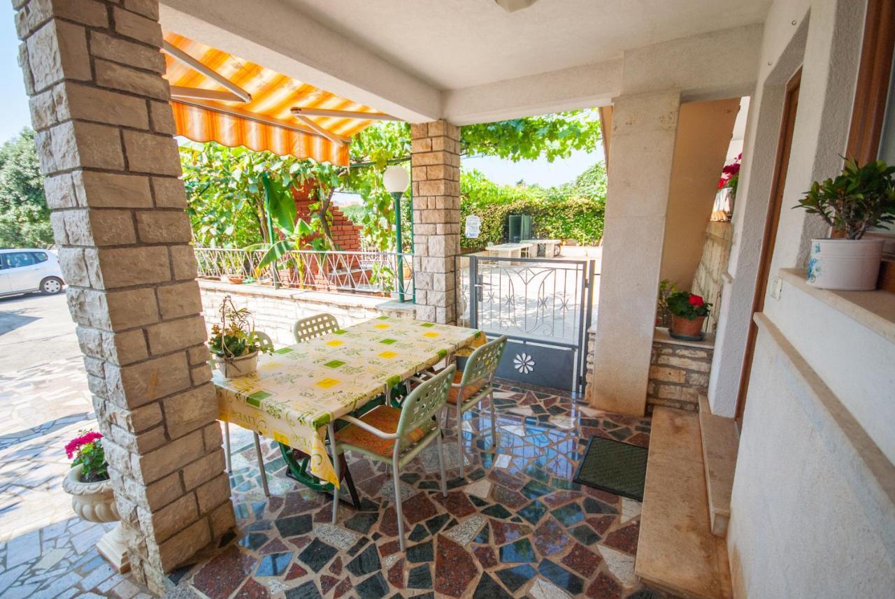 Haus Roko Apartment Rovinj Exterior photo